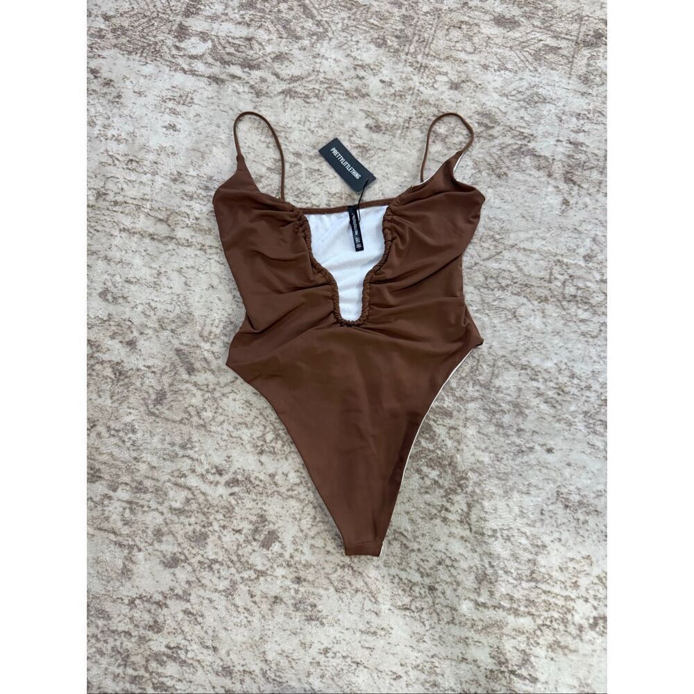 NWT Pretty Little Thing Womens Trim Detail Plunge High Leg Swimsuit Brown Size 4